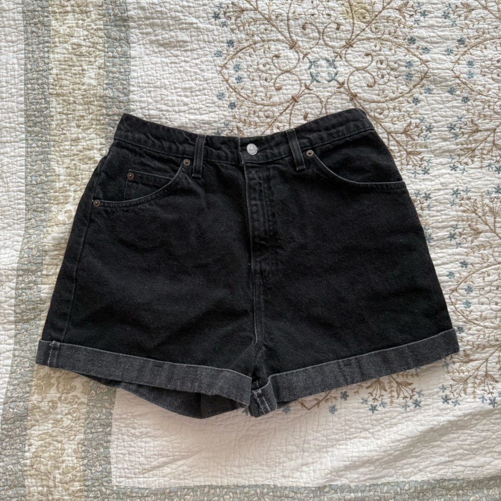 Vintage Orange Tab Levi's Women's Black Jean Shorts